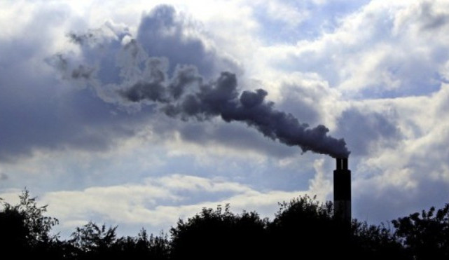 Na šesti místech v Turnově zjišťují vědci, co lidé dýchají, zároveň měří hluk