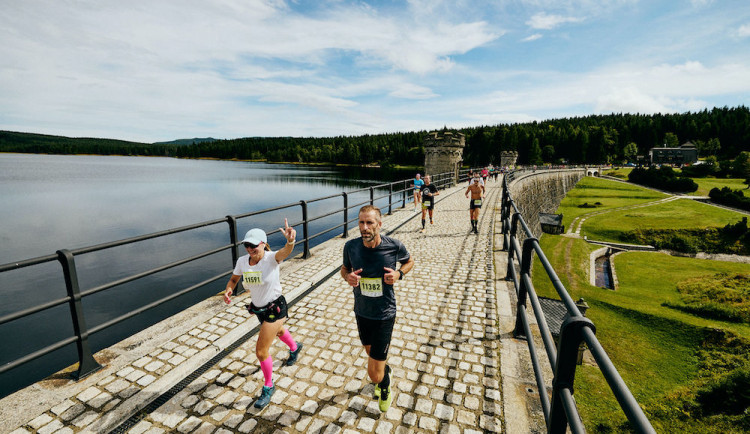 Lesy svolávají k oslavě jubilea! Registrace na 10. ročník Běhej lesy jsou spuštěny