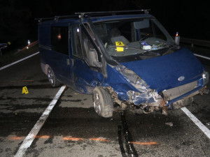 Silnici u Rádelského mlýna blokovala nehoda. Zavinil ji řidič, který nedal přednost