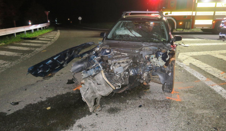 Následky nehody u Rádelského mlýnu.