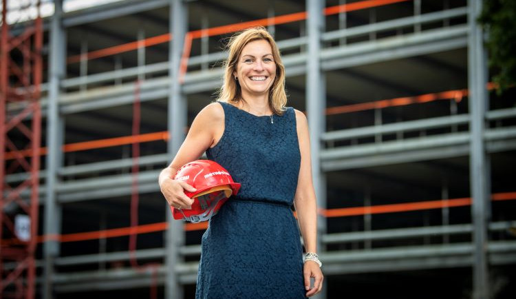 Ing. Marie Oczadly vede projekt výstavby parkovacího domu v Liberci