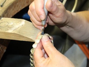 V Klenotnici turnovského muzea vystaví exkluzivní šperky z granátu