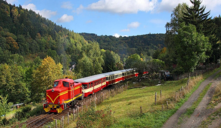 Správa železnic zakázala historickým lokomotivám jízdy na ozubnicové trati na Tanvaldsku