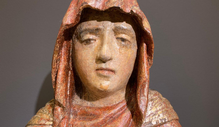 Restaurované historické sochy si můžete prohlédnout v Oblastní galerii v Liberci na jedné z výstav.