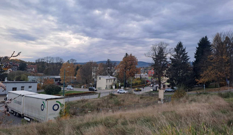 Místo, kde byl měla stát prodejna Billa.