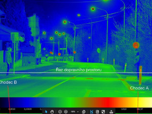 Zdánlivě dobře nasvícený přechod pro chodce může být za snížené viditelnosti rizikem