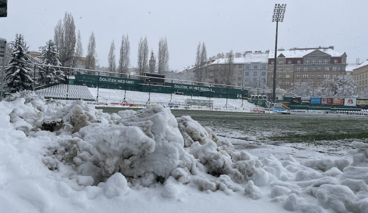 Slovan na Bohemce nehraje. Kvůli sněhu se odkládá i utkání v Jablonci
