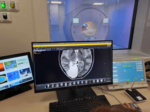 Nemocnice má novu magnetickou rezonanci s umělou inteligencí