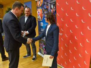 Liberecký kraj letos ocenil 88 žáků za reprezentaci v oblasti vzdělávání