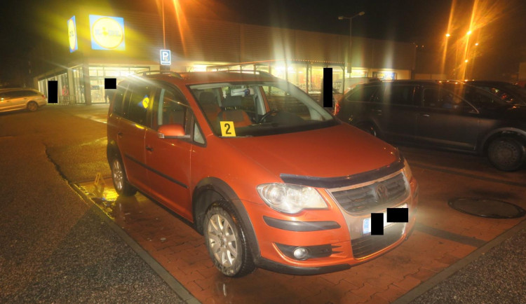 Jedno z aut, které měla být při nehodě.