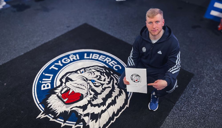 Dárek pro fanoušky Tygrů. Rychlovský podepsal novou smlouvu