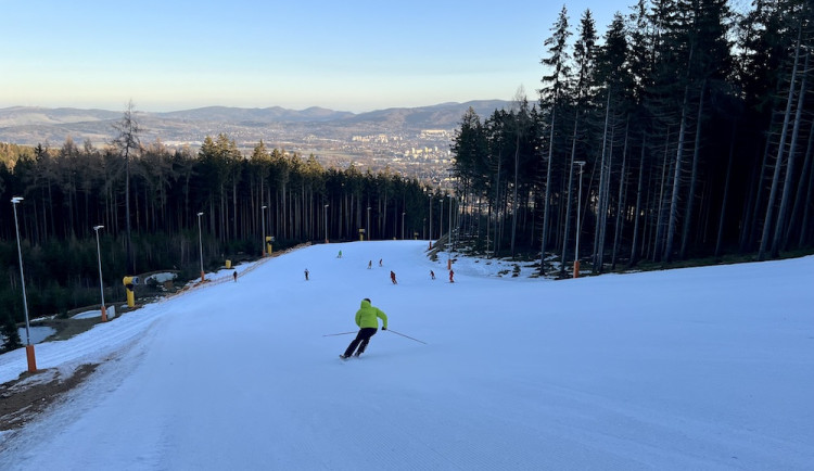 Na českých horách kraluje pravé zimní počasí. Špindl i Ještěd hlásí perfektní sněhové podmínky