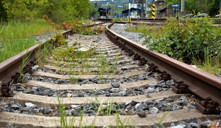 Správa železnic vypsala zakázku za více než 200 milionů na opravu tratě u Liberce