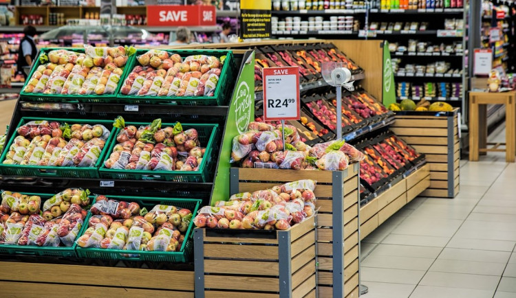 Muž nakoupil v obchodě za osm tisíc, platit ale neměl v úmyslu