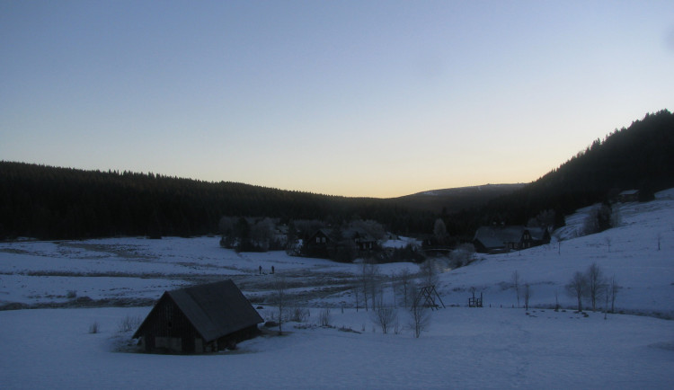 V Libereckém kraji silně mrzne, na Jizerce ráno naměřili minus 19 stupňů