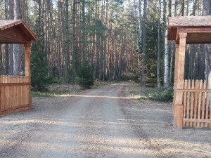 Tip na výlet: Pomník granátníků se ukrývá v lese u hranice kraje