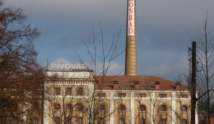 Konradu se daří. Loni v pivovaru uvařili 120 tisíc hl piva, o pětinu víc než o rok dřív