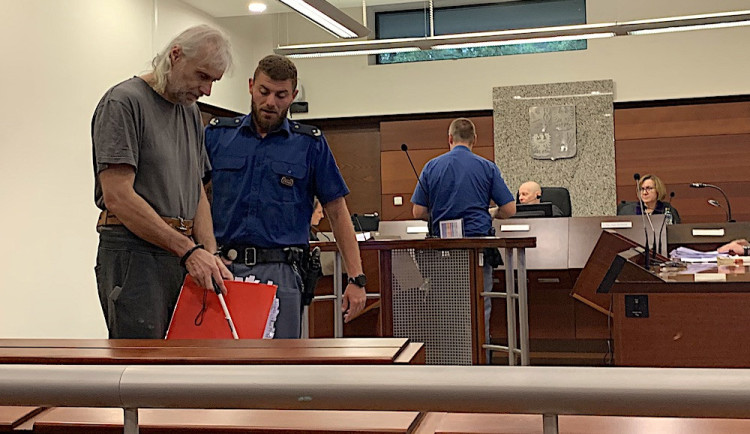 Za vraždu souseda v Kateřinkách potvrdil odvolací soud muži 16 let vězení