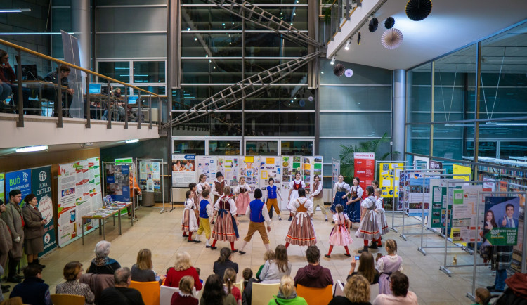 Krajský týden pro neziskový sektor začíná dnes v podvečer v liberecké knihovně.