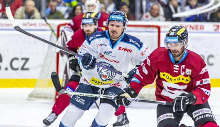 Tygři na Spartě prohráli 1:4. Dvě branky inkasovali v závěru při hře bez brankáře