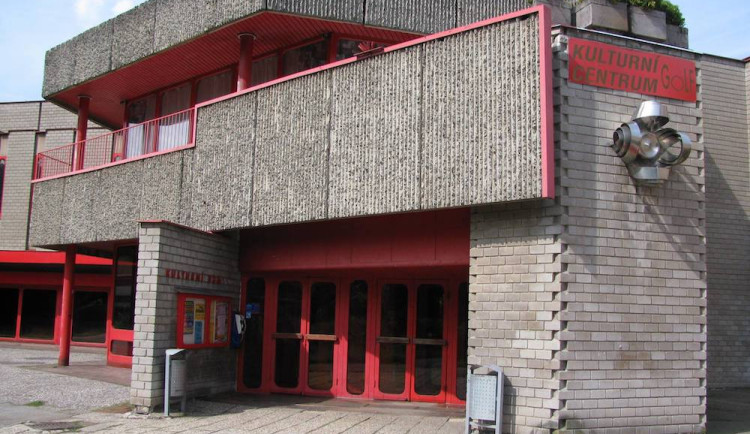 Hotel a kulturní centrum Golf v Semilech nezískaly památkovou ochranu