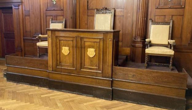 Frýdlant chystá prohlášení historického nábytku radnice za movitou kulturní památku