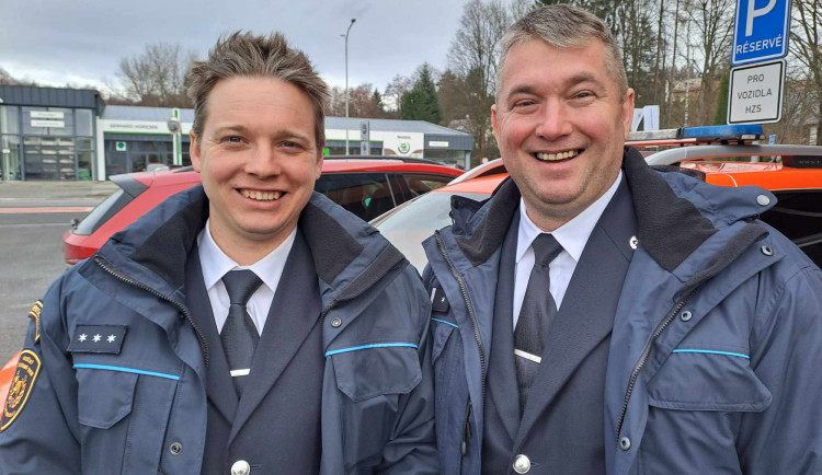 Liberečtí hasiči Tomáš Rybalo a Miroslav Herčík.