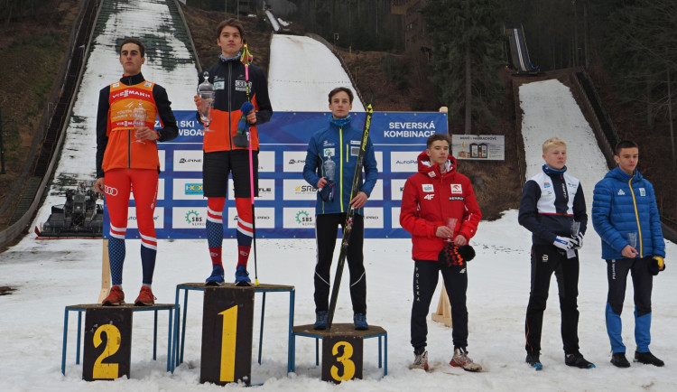 Harrachov hostí Alpen Cup a domácí šampionát ve skoku na lyžích. Na jaře začne rekonstrukce velkého můstku