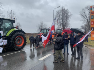 Poslední klidný protest? Zemědělci vyjeli demonstrovat na hranice