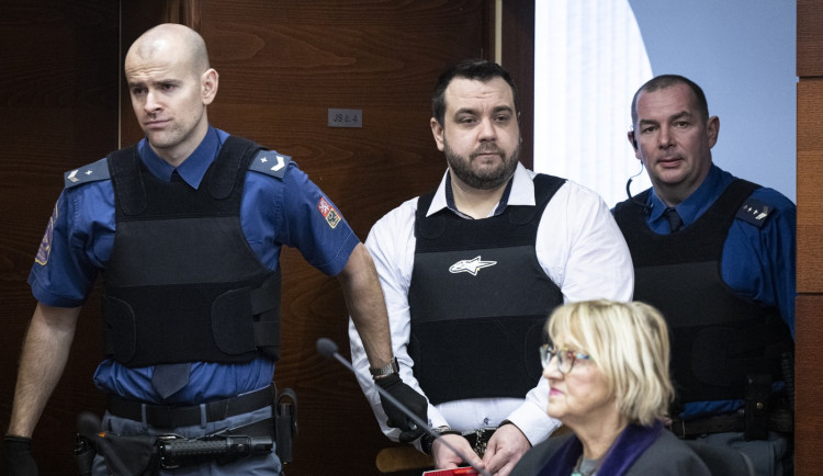 Michal Černý u krajského soudu, 27. února 2024, Liberec.