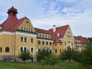 Liberecký kraj má zájem koupit od Liberce celý areál budov v Zeyerově