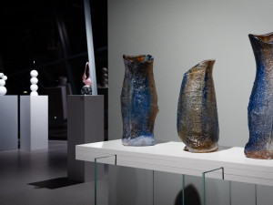 Muzeum skla a bižuterie v Jablonci pořádá komentovanou prohlídku s výtvarným umělcem Patrikem Illem