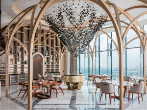 Nejluxusnější resort v Dubaji rozzářila křišťálová světla z Česka