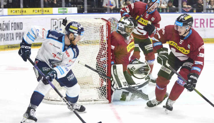 Statečný boj Tygrů v prvním čtvrtfinále. Spartě podlehli na nájezdy