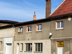 Do Frýdlantu přiletěli očekávaní čápi. Letos je můžete sledovat online