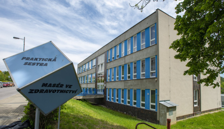 Přijímací řízení na střední školy s novými pravidly, uchazeči mohli podat až tři přihlášky