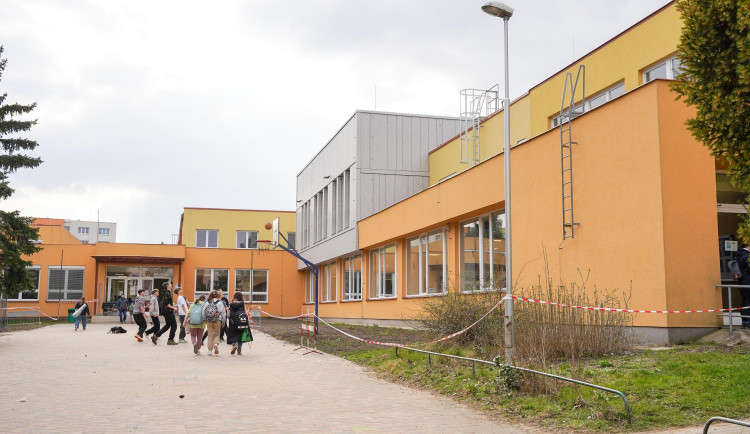 Základní škola Jabloňová prošla velkou modernizací. Má nový pavilon i učebny