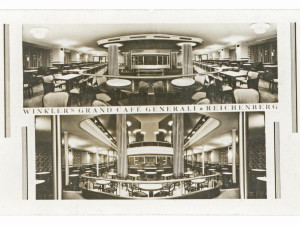 nedochovaný interiér kavárny