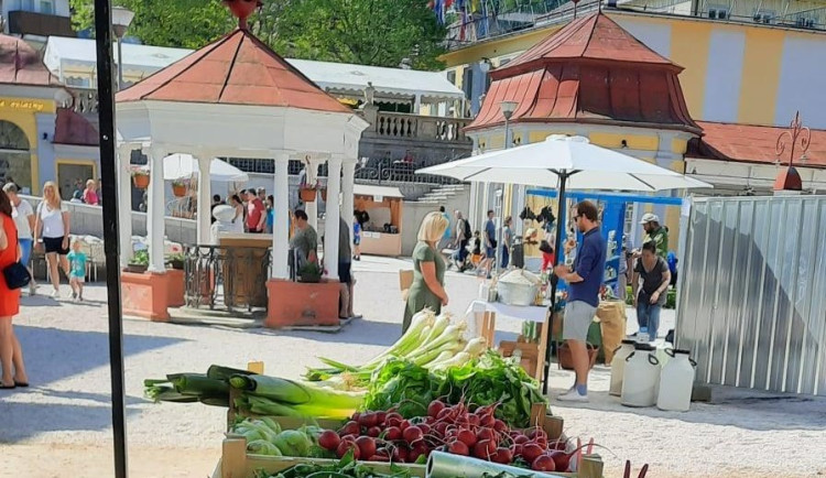 Trhy v Lázních Libverda.