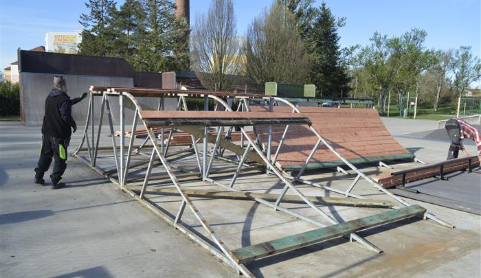 V Hodoníně modernizují skatepark, aby byl připravený na novou sezónu