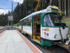 Tramvaje se vrací na trať do Jablonce, jízda bude o dvě minuty rychlejší