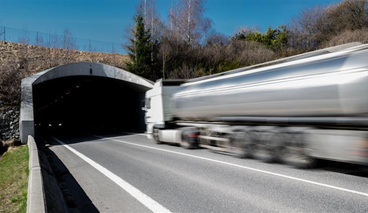 Řidiči, pozor. Kvůli údržbě se na dva dny opět uzavře Jihlavský tunel