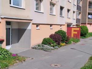 Zídky s mozaikovými písmeny v jablonecké Abecedě čeká obnova