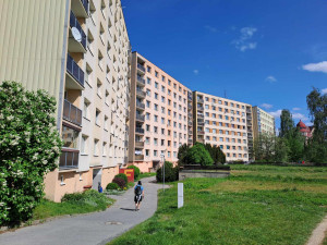 Zídky s mozaikovými písmeny v jablonecké Abecedě čeká obnova