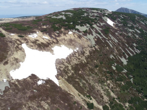Mapu republiky v Krkonoších monitorují drony, podle správců hor má ideální tvar