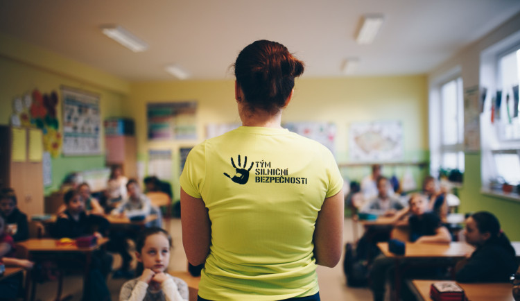 Nové značení, kola i semafory. Kraj podpoří vylepšení dopravních hřišť