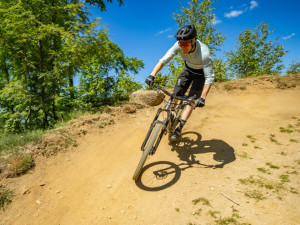 Bikepark Tanvaldský Špičák nabízí adrenalin a zábavu v jednom