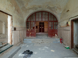 V České Lípě začnou ještě letos opravovat vyhořelý Kounicův dům