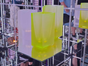 Interiér Cosmosu ukrývá nejen sklo, ale i mimořádně působivé efekty.