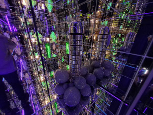 Interiér Cosmosu ukrývá nejen sklo, ale i mimořádně působivé efekty.